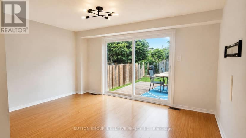 25 Lions Gate Boulevard, Barrie, photo 4