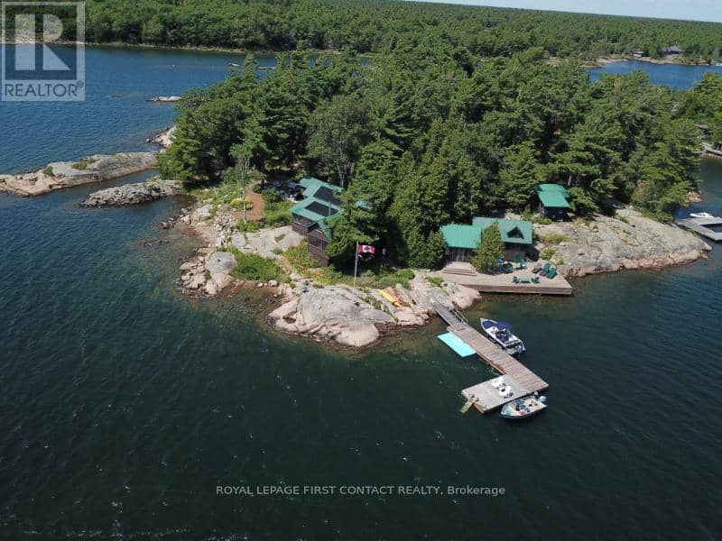1 A207 Island, The Archipelago, photo 2