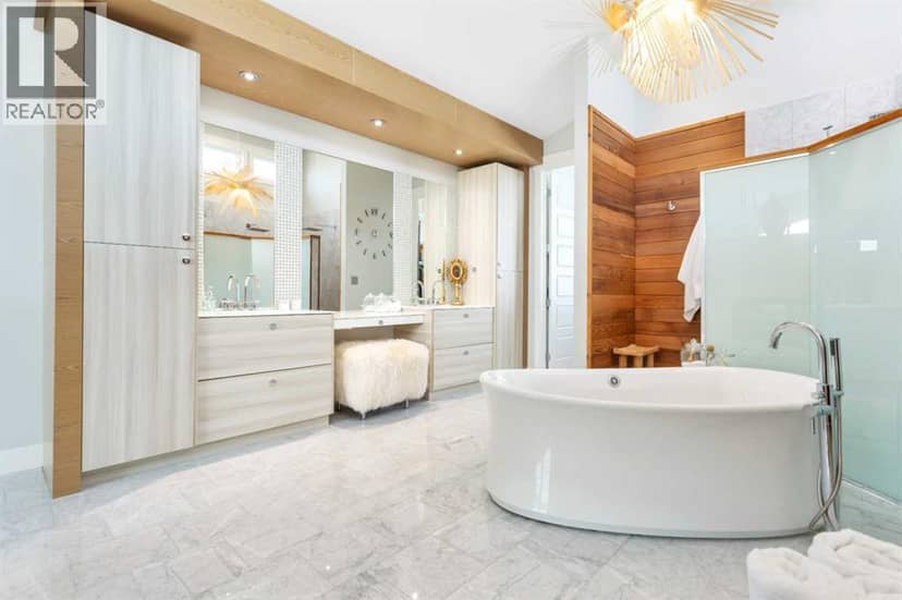 31 Leaside Crescent — photo 20 of 40