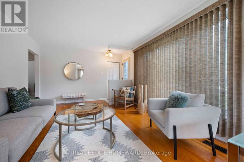 118 Zaph Avenue, Toronto, photo 7