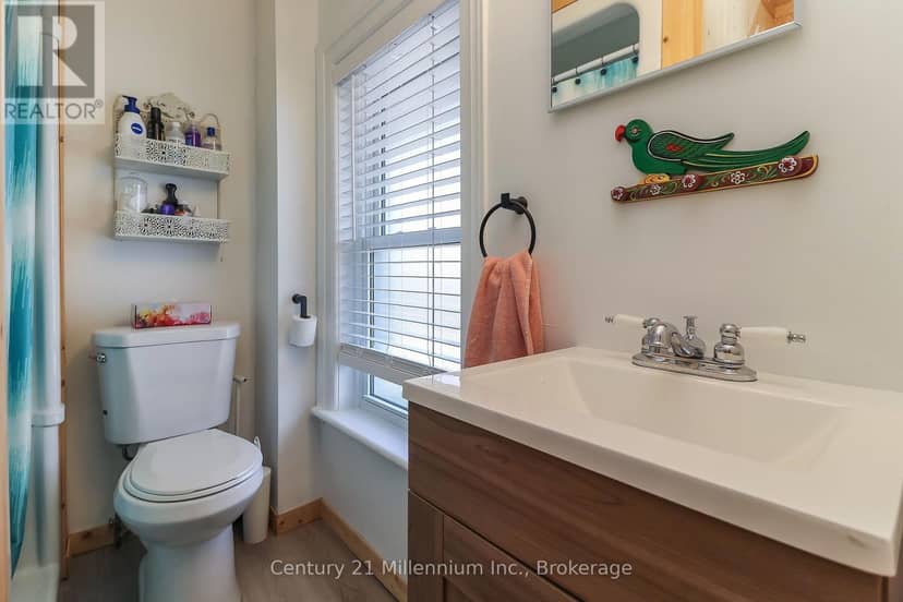 756 Quebec Street — photo 16 of 21