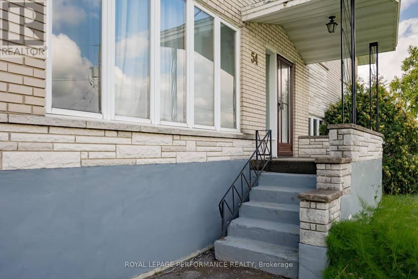 54 Victoria Street W, North Glengarry, photo 3