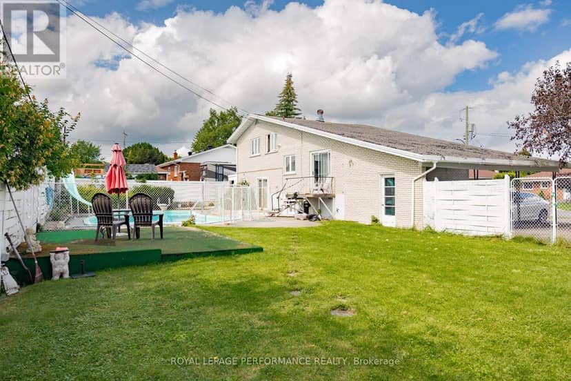 54 Victoria Street W, North Glengarry, photo 8