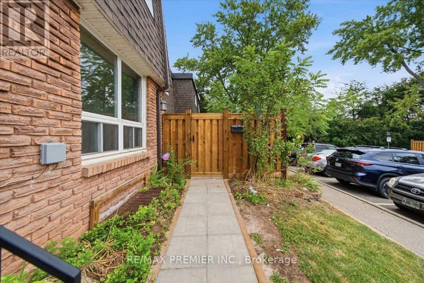 485 Timber Lane — photo 3 of 34