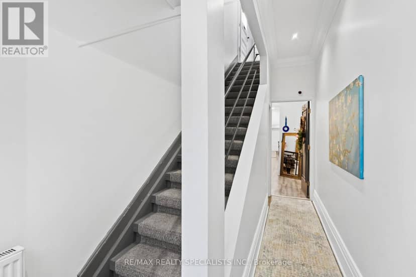 73 Elm Grove Avenue — photo 17 of 39