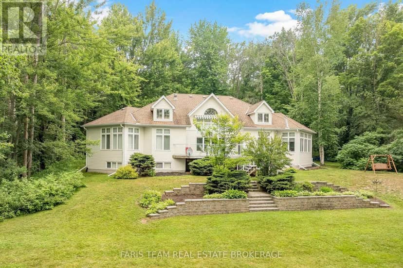 1037 Rockcastle Road, Gravenhurst