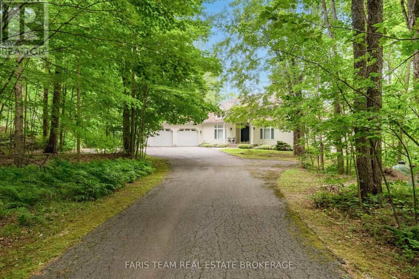 1037 Rockcastle Road, Gravenhurst, photo 4