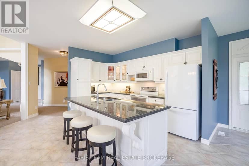 1037 Rockcastle Road, Gravenhurst, photo 8