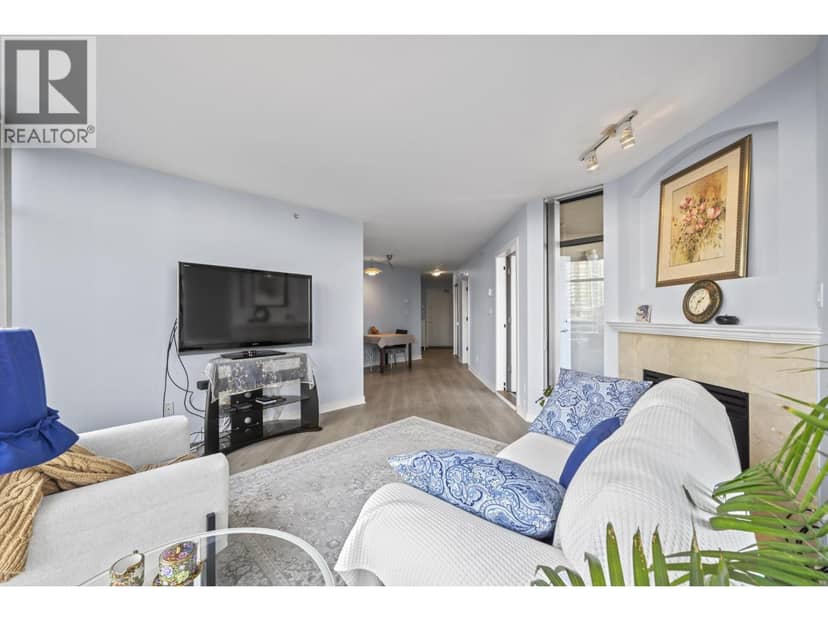 1001 4567 HAZEL STREET, Burnaby, photo 5