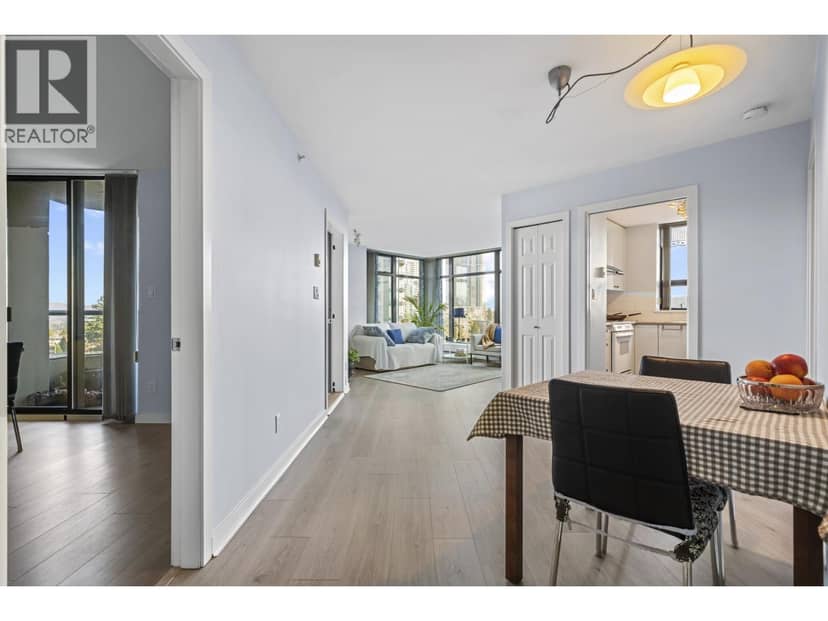 1001 4567 HAZEL STREET, Burnaby, photo 6