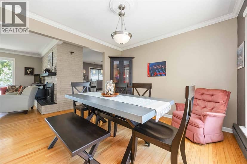 1202 St.Clair Parkway — photo 19 of 40