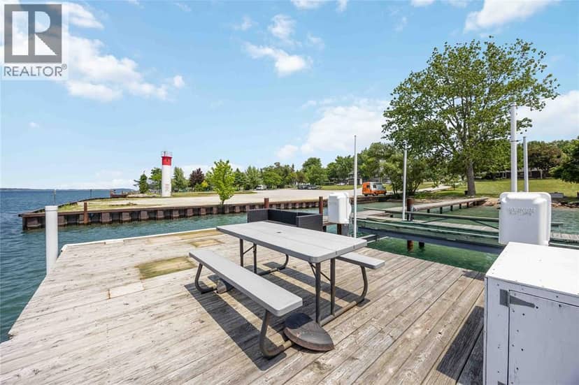 1202 St.Clair Parkway — photo 7 of 40