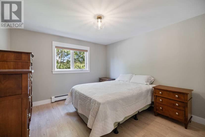 259 Clyde River Road — photo 14 of 27