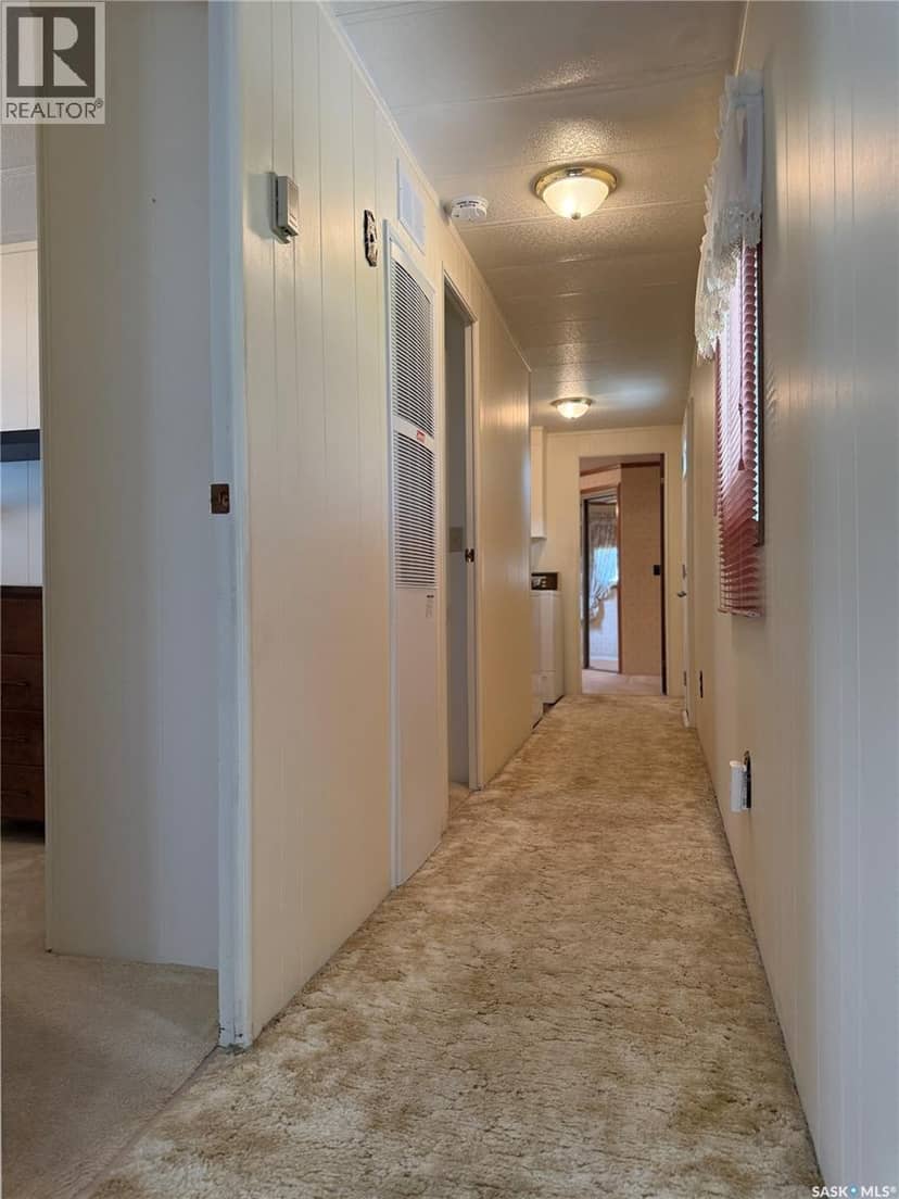 710 5th AVENUE W — photo 12 of 40