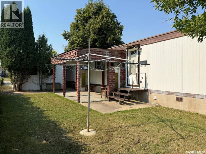 710 5th AVENUE W — photo 36 of 40