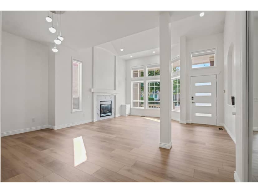 14425 58TH AVENUE, Surrey, photo 3