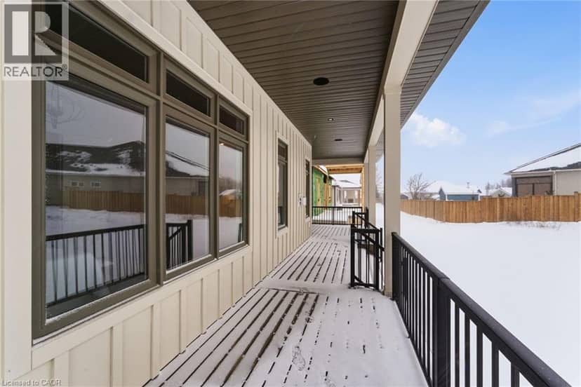 15 OAKLEY Drive — photo 32 of 38