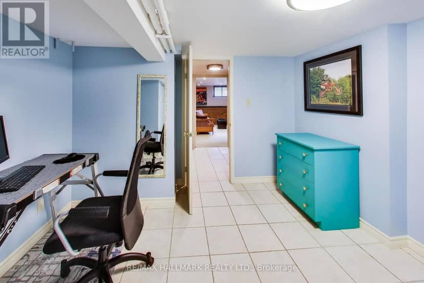 76 Ashbourne Drive — photo 30 of 40