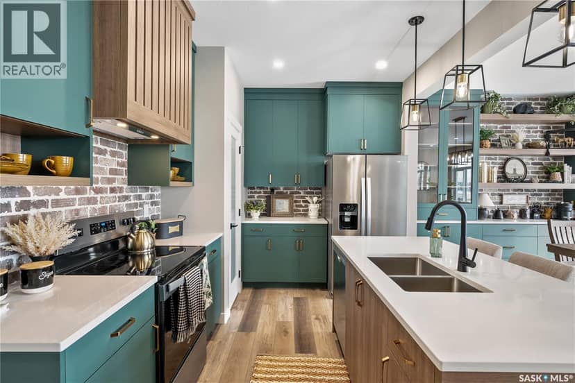 423 Yuel CRESCENT — photo 10 of 40