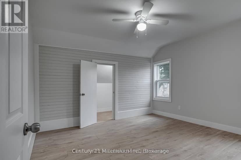 276 Edward Street — photo 15 of 40
