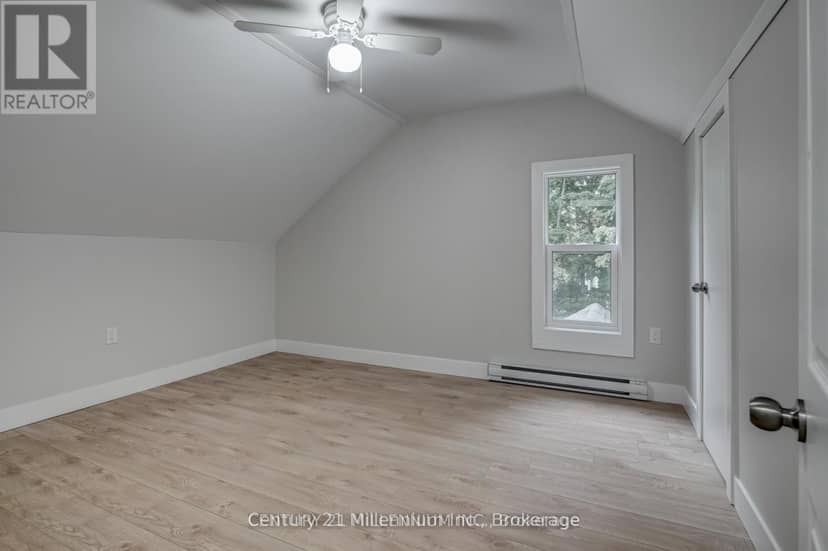 276 Edward Street — photo 19 of 40