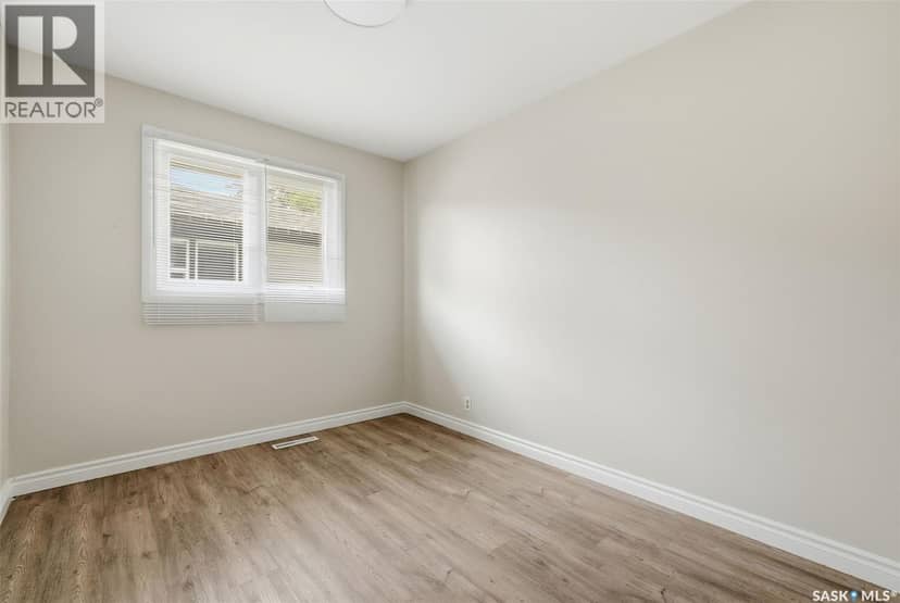 455 Froom CRESCENT — photo 12 of 24