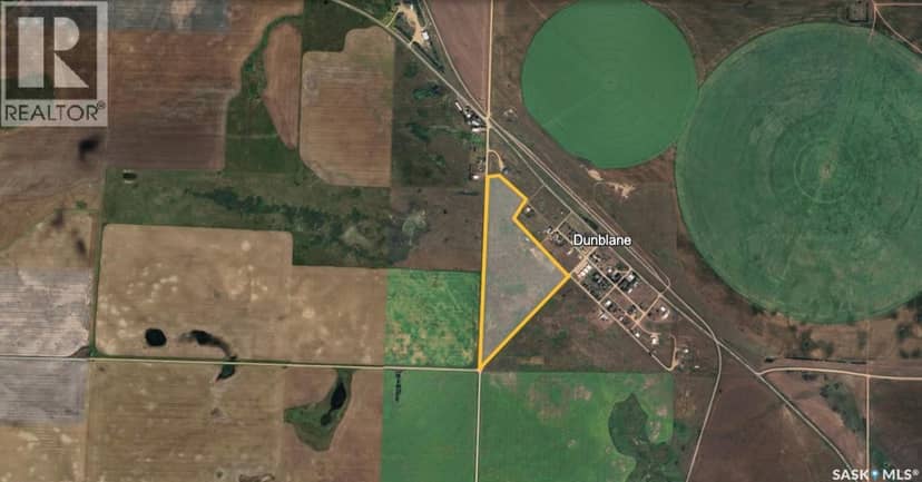 Dunblane acreage — photo 12 of 12