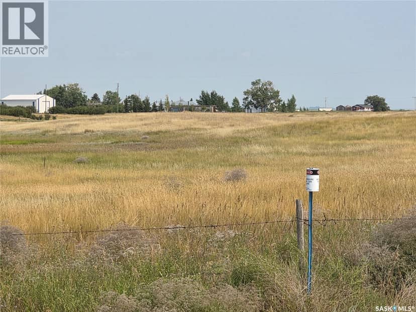 Dunblane acreage — photo 10 of 12