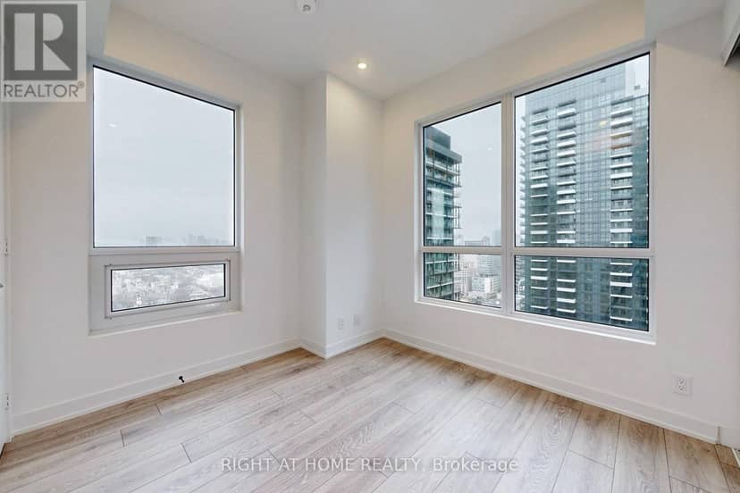 3302 - 108 Peter Street — photo 10 of 20