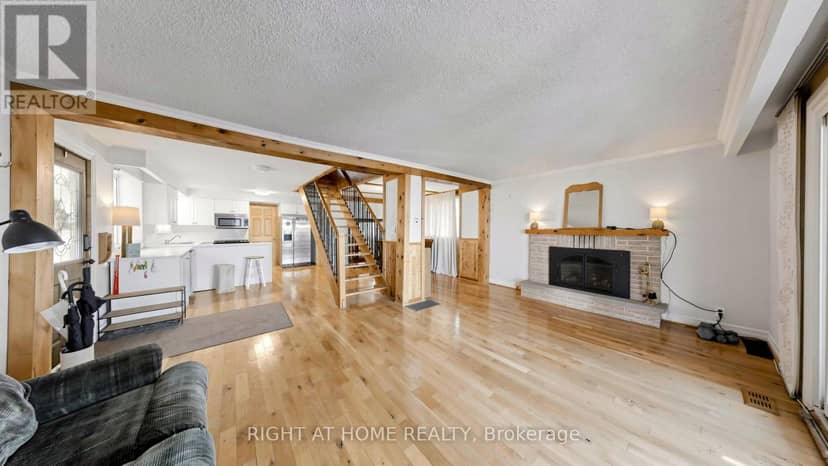 36 Shirlea Boulevard — photo 16 of 40