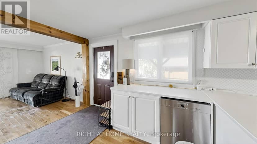 36 Shirlea Boulevard — photo 25 of 40