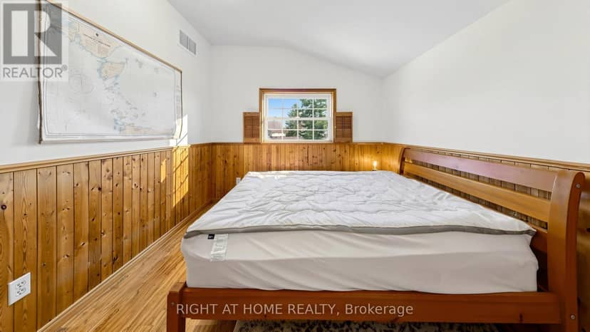 36 Shirlea Boulevard — photo 37 of 40