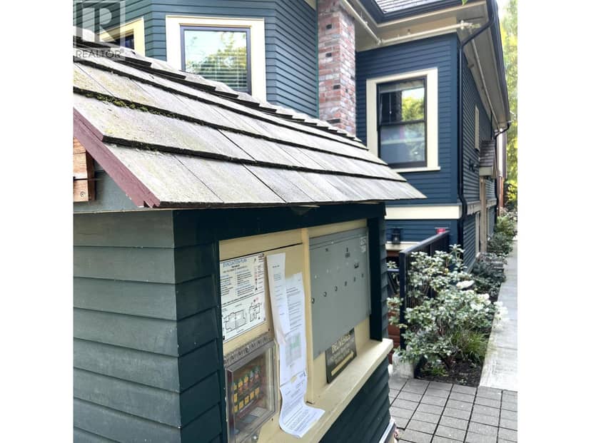 3 1150 COMOX STREET, Vancouver