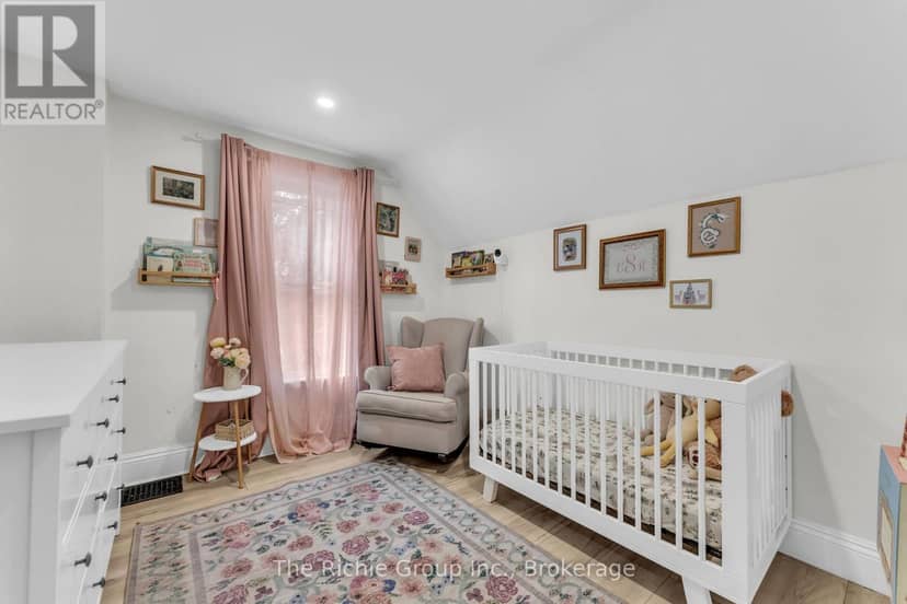 119 Brock Street — photo 16 of 28
