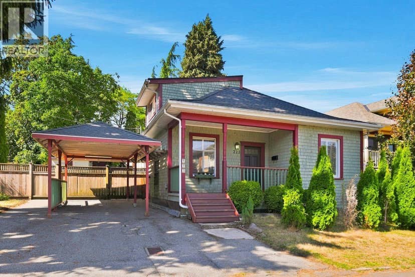 223 MANITOBA STREET, New Westminster
