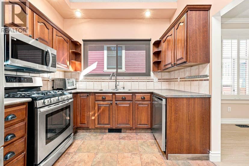 223 MANITOBA STREET, New Westminster, photo 3