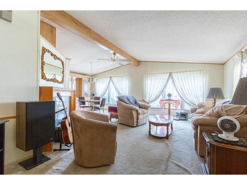 103 2062 KING GEORGE BOULEVARD, Surrey, photo 8