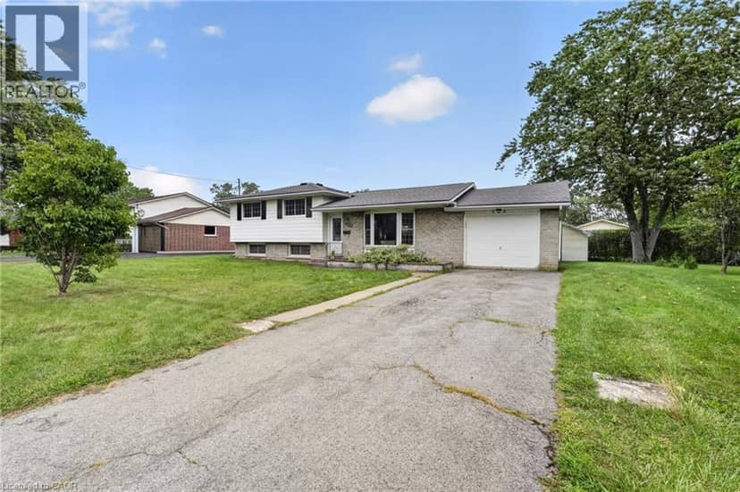 978 FERNDALE Avenue — photo 2 of 40