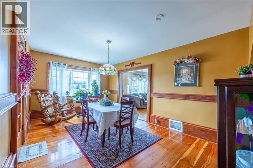2 MILNE Street — photo 3 of 40