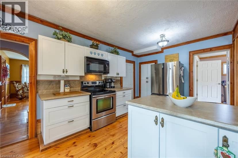 2 MILNE Street — photo 10 of 40