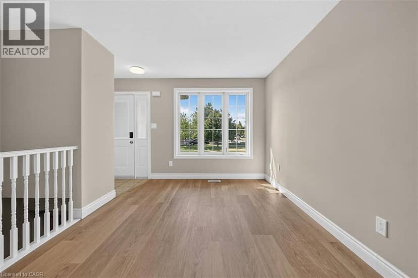 83 MARION Street, Mount Hope, photo 5