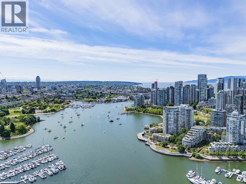 502 1067 MARINASIDE CRESCENT, Vancouver, photo 3