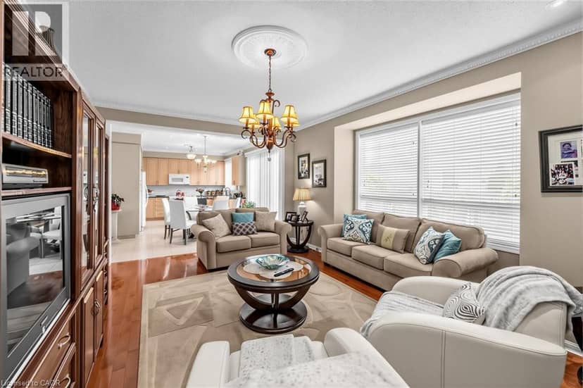 1098 HEPBURN Road — photo 10 of 40