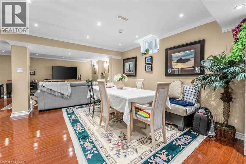 1098 HEPBURN Road — photo 31 of 40