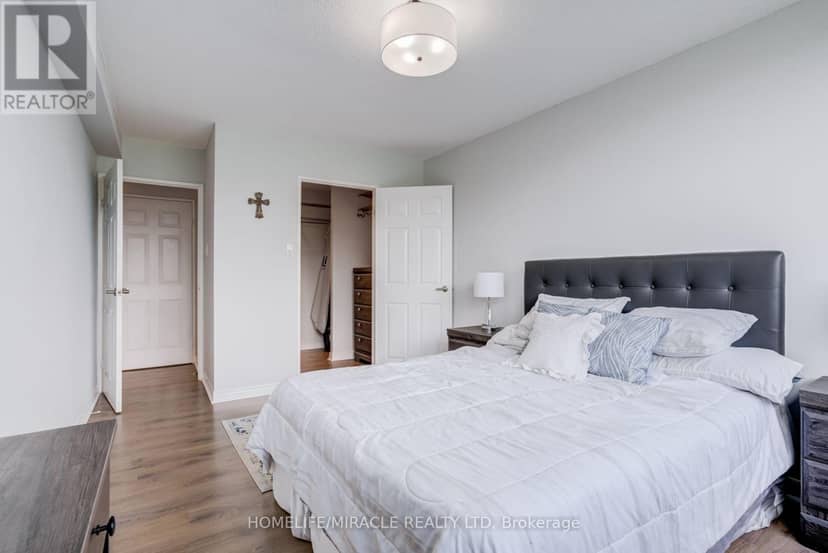 302 - 3501 Glen Erin Drive — photo 28 of 31