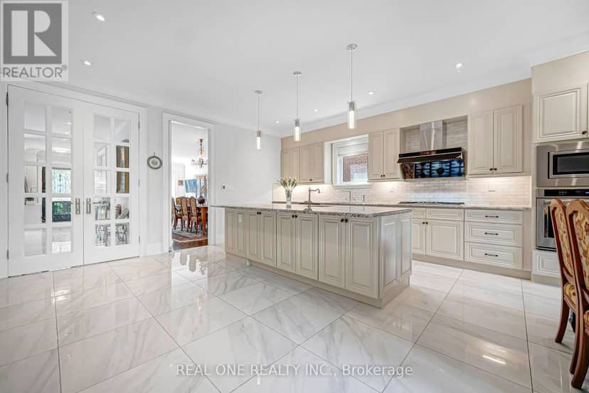 100 Ridelle Avenue — photo 17 of 40