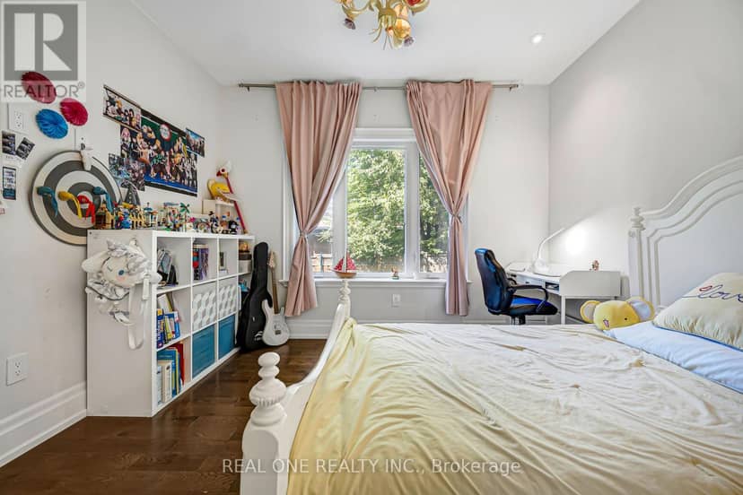 100 Ridelle Avenue — photo 35 of 40