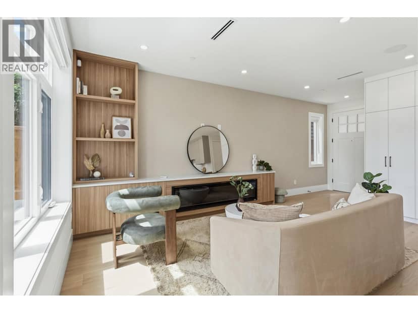 2 2258 NAPIER STREET, Vancouver, photo 6