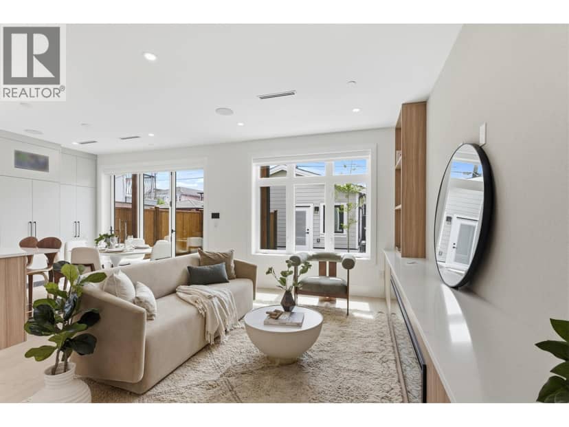 2 2258 NAPIER STREET, Vancouver, photo 5