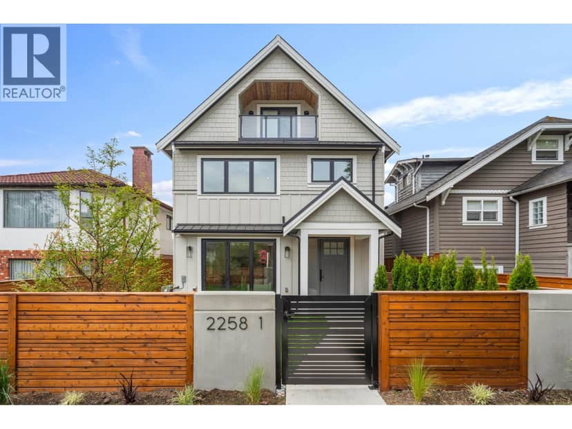 1 2258 NAPIER STREET, Vancouver, photo 2